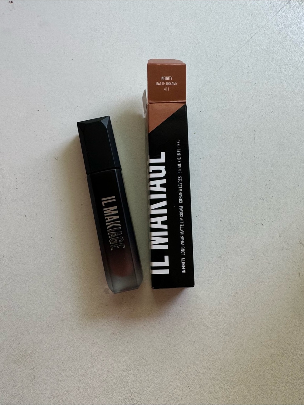 il makiage Infinity long wear Matte Lip cream – dreamy (411)